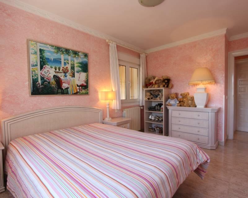 4 Schlafzimmer Villa zu verkaufen