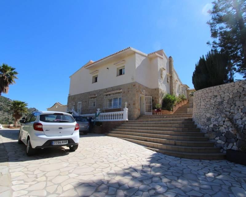 6 Cuarto Villa en venta