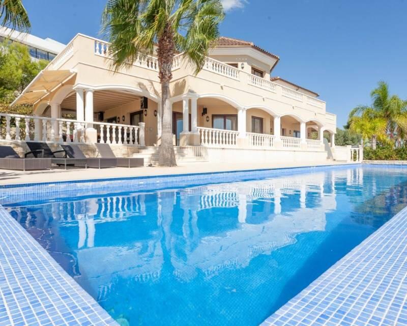 Villa en venta en Calpe, Alicante