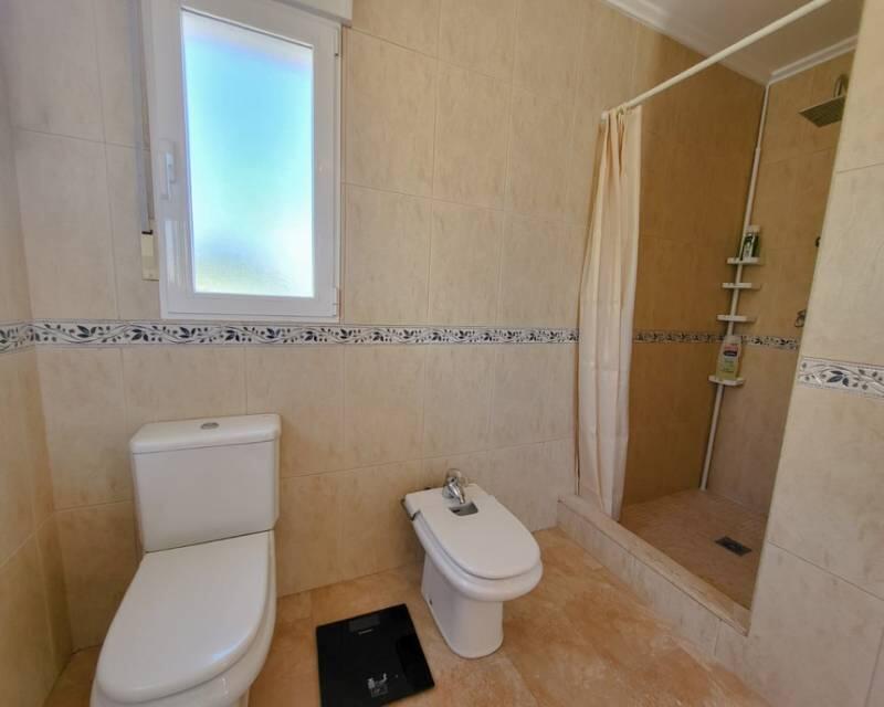 4 Cuarto Villa en venta