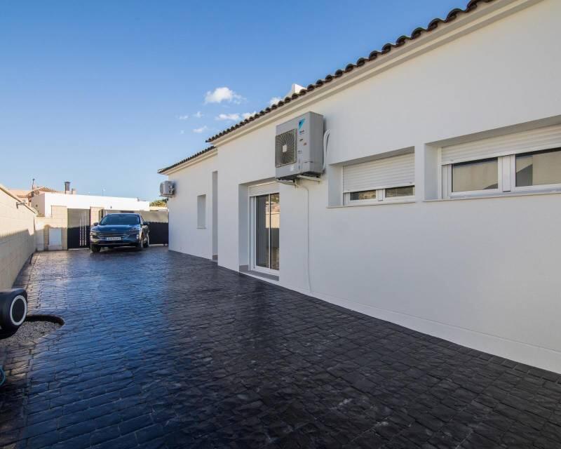 3 Cuarto Villa en venta