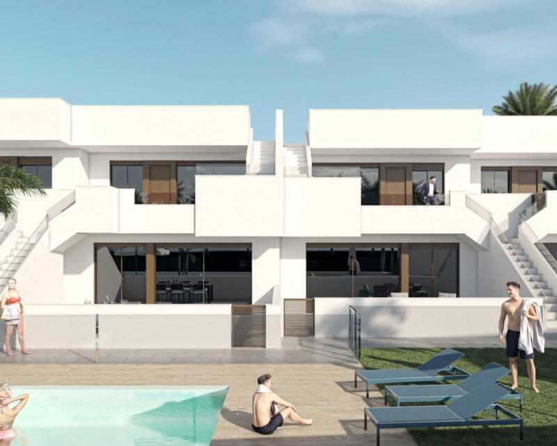 Villa en venta en Pilar de la Horadada, Alicante