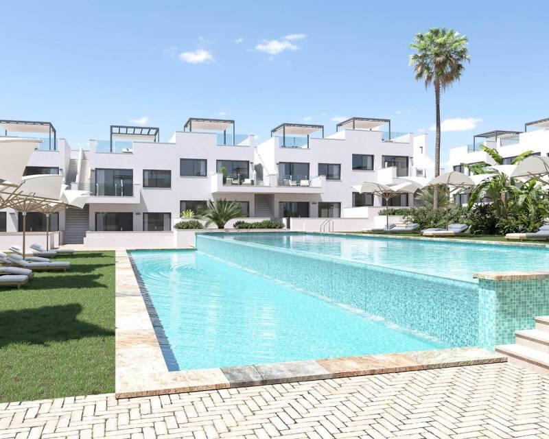 Villa en venta en Torrevieja, Alicante