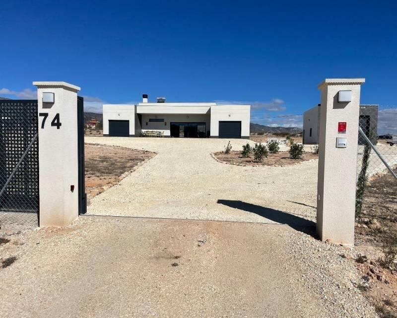 4 Cuarto Villa en venta