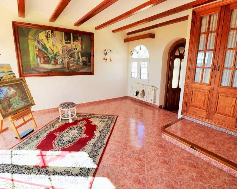 6 bedroom Villa for sale