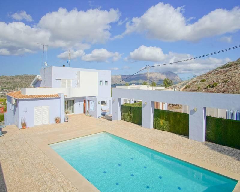 Villa en venta en Denia, Alicante