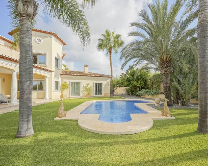 4 bedroom Villa for sale