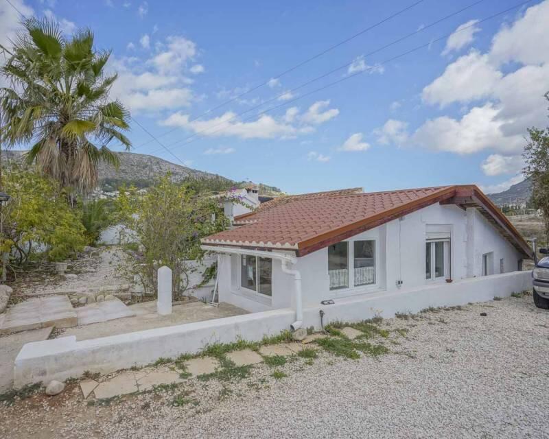 Villa à vendre dans Alcalali, Alicante