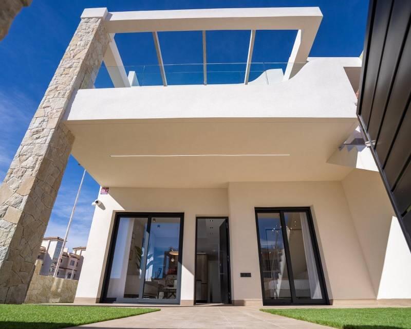 Villa for sale in Pilar de la Horadada, Alicante