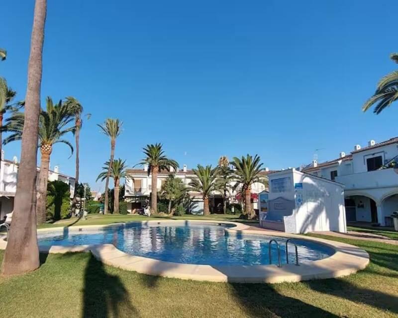 Villa en venta en Denia, Alicante