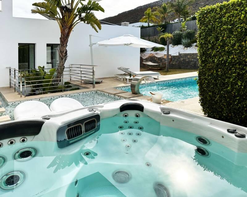 5 soveværelse Villa til salg