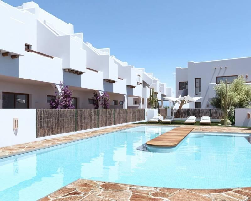 Villa en venta en Pilar de la Horadada, Alicante