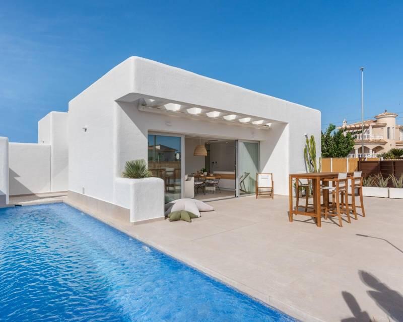 Villa à vendre dans Dolores, Alicante