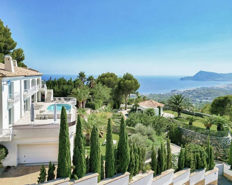 Villa for sale in Altea, Alicante