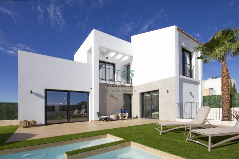 Villa til salgs i Benijófar, Alicante
