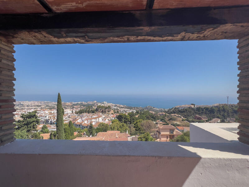 Maison de Ville à louer à long terme dans Benalmadena, Málaga