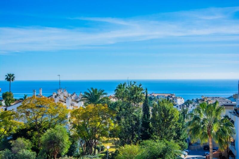 Stadthaus zu verkaufen in Riviera del Sol, Málaga