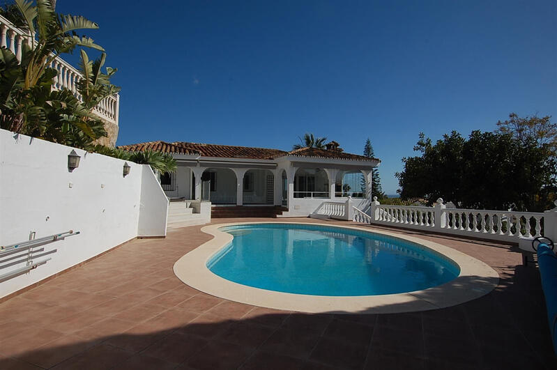 5 bedroom Villa for sale