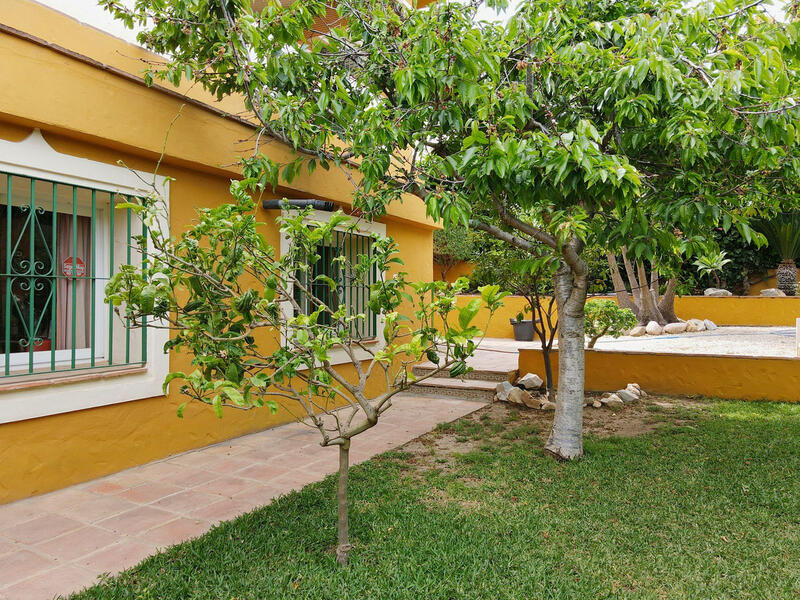 4 Cuarto Villa en venta