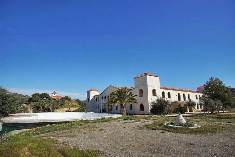 Villa Te koop in Almogia, Málaga