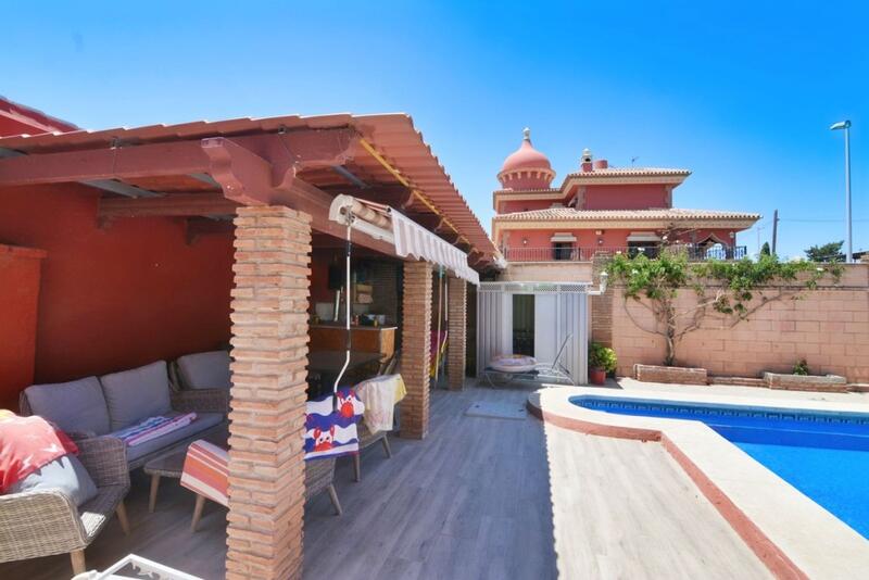 6 Cuarto Villa en venta