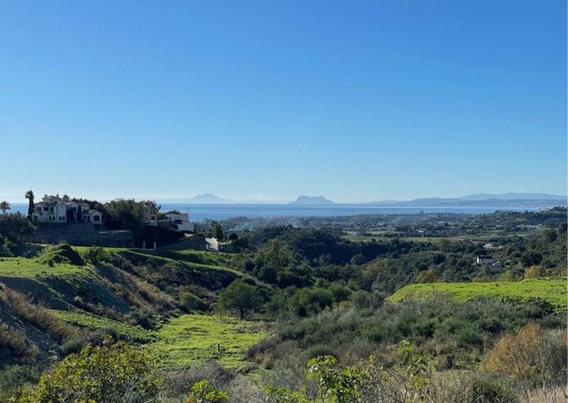 Landa till salu i Estepona, Málaga