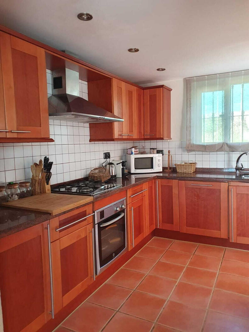 4 Cuarto Villa en venta