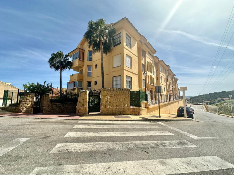 Apartamento en venta en Fuengirola, Málaga