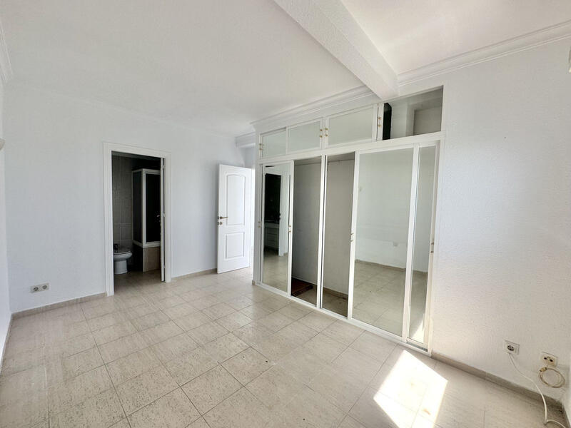 1 slaapkamer Appartement Te koop