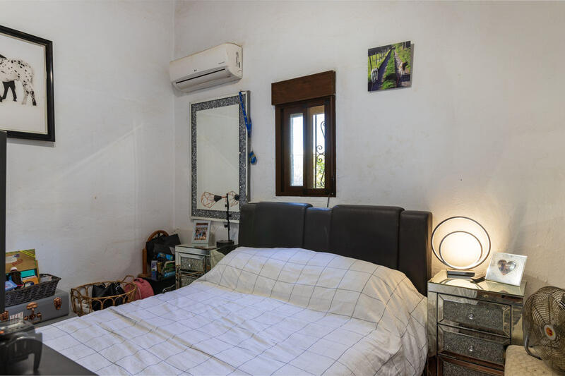 4 chambre Auberge à vendre