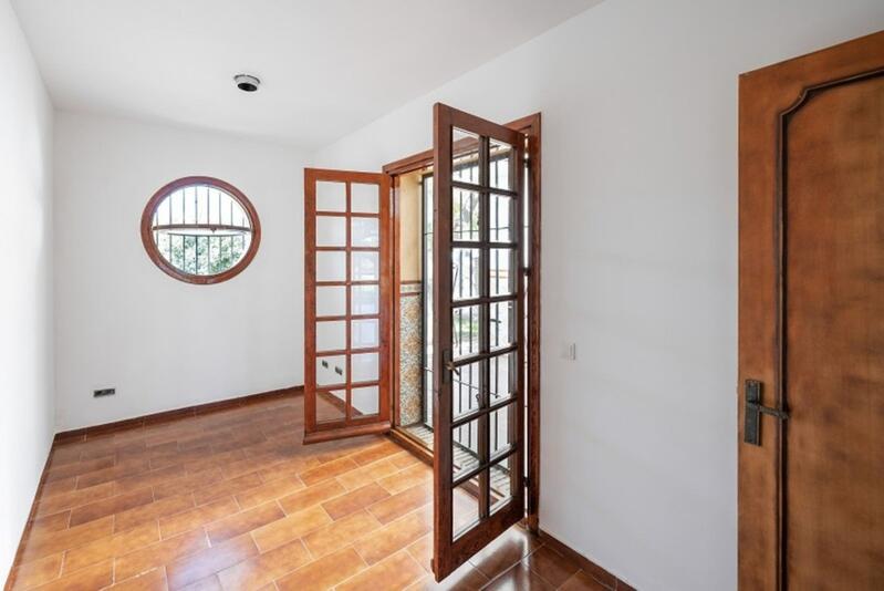 7 chambre Villa à vendre