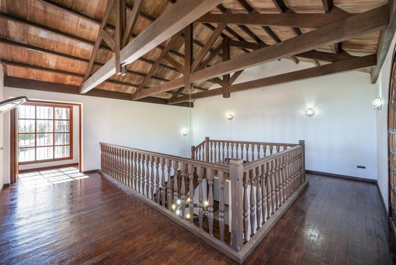 7 Cuarto Villa en venta