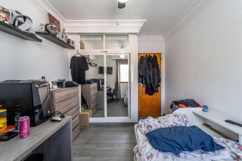 5 chambre Appartement à vendre