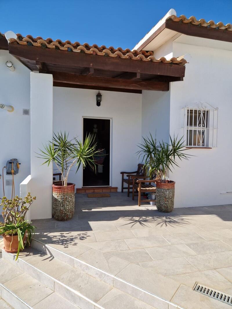 4 Cuarto Villa en venta