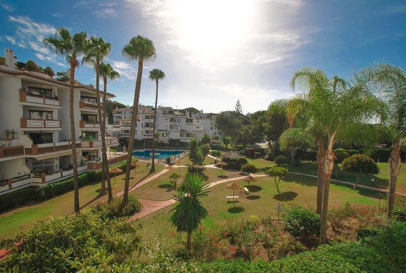 Apartment for sale in Calahonda, Málaga