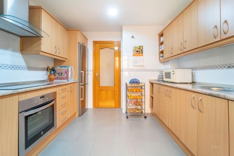 3 bedroom Apartment for sale