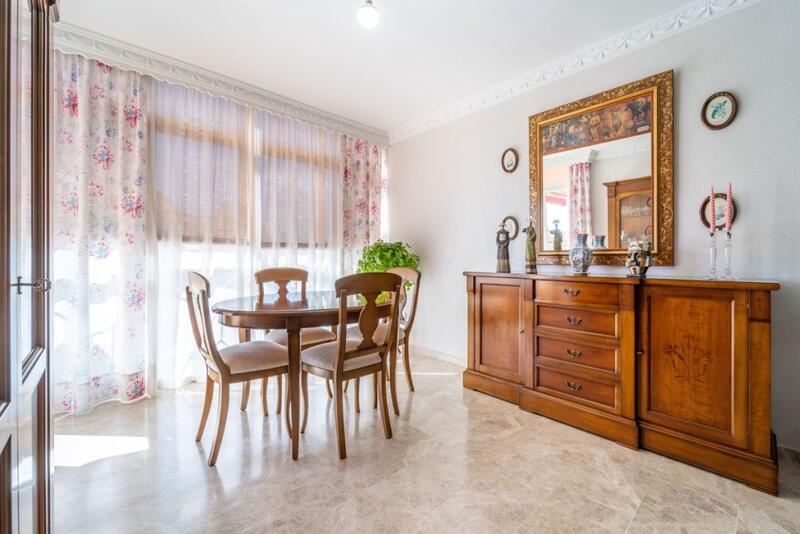 3 bedroom Apartment for sale