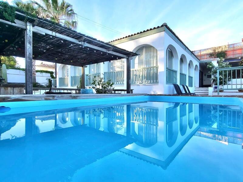 Villa for sale in La Cala de Mijas, Málaga