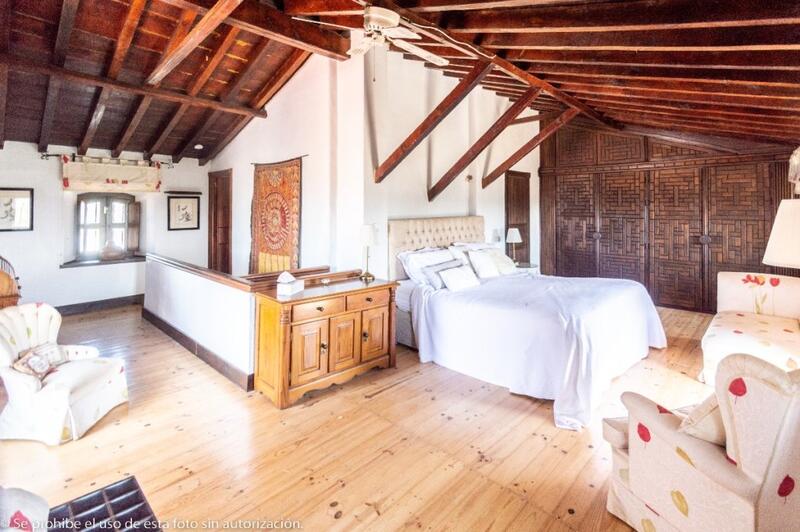 4 Schlafzimmer Landhaus zu verkaufen