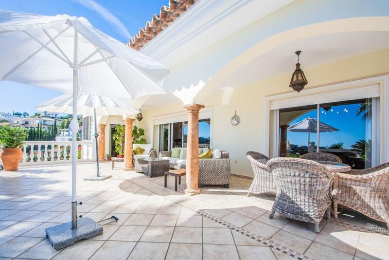 6 bedroom Villa for sale