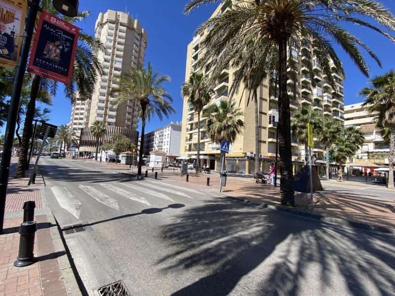 Lägenhet till salu i Fuengirola, Málaga