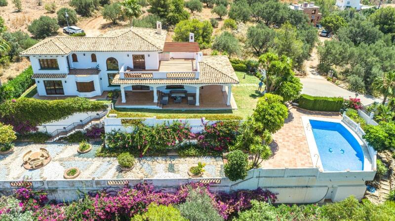 4 bedroom Villa for sale