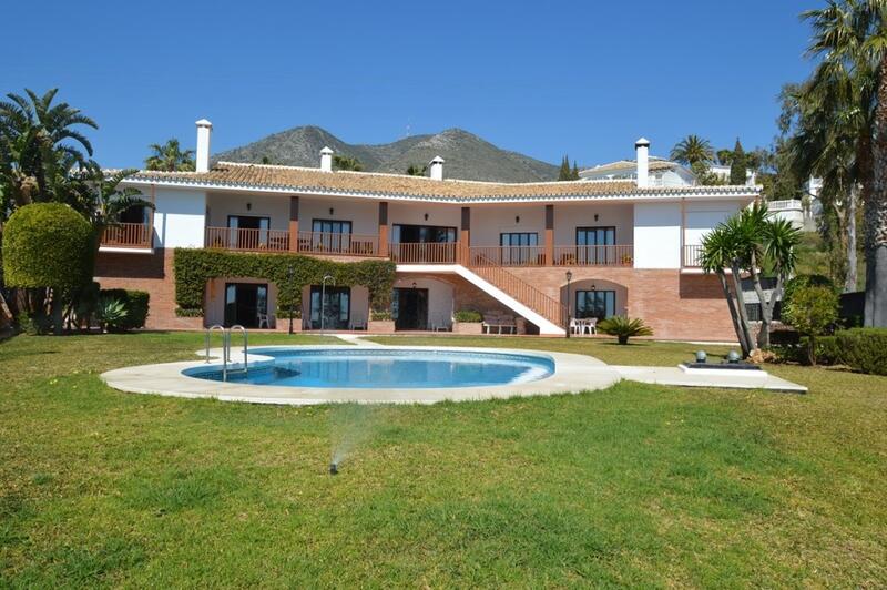 7 bedroom Villa for sale