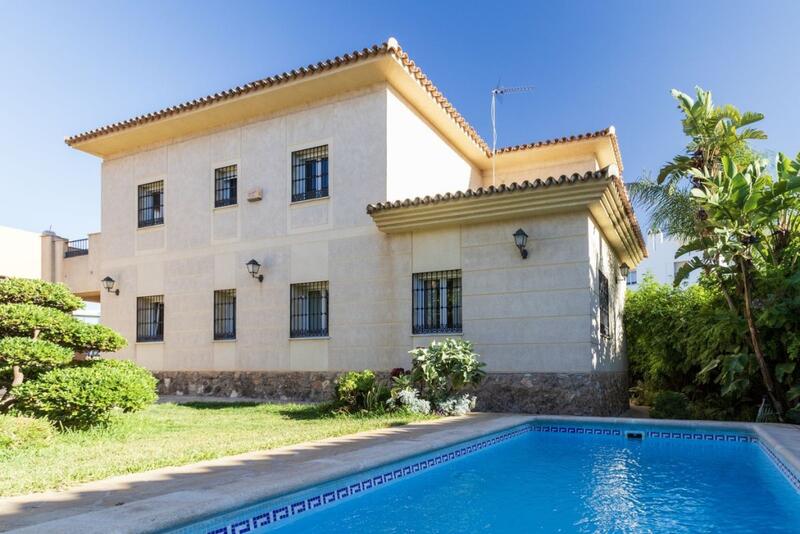 Villa for sale in Torremolinos, Málaga