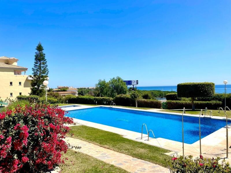 Apartment for sale in Cabopino, Málaga