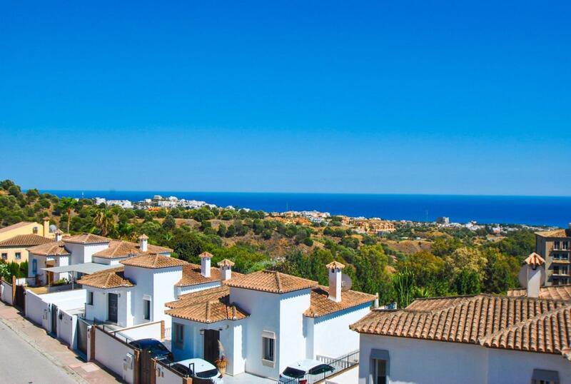 Apartment for sale in Calahonda, Málaga