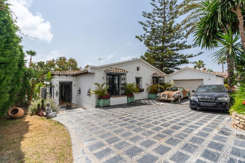 6 Cuarto Villa en venta