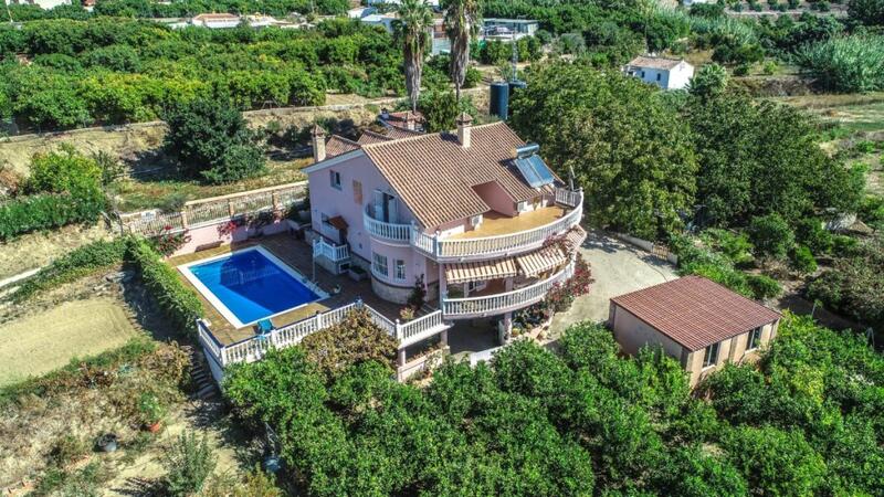 4 Cuarto Casa de Campo en venta