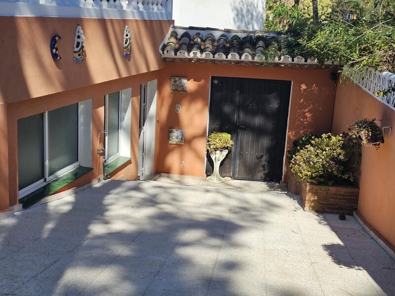 6 Cuarto Villa en venta