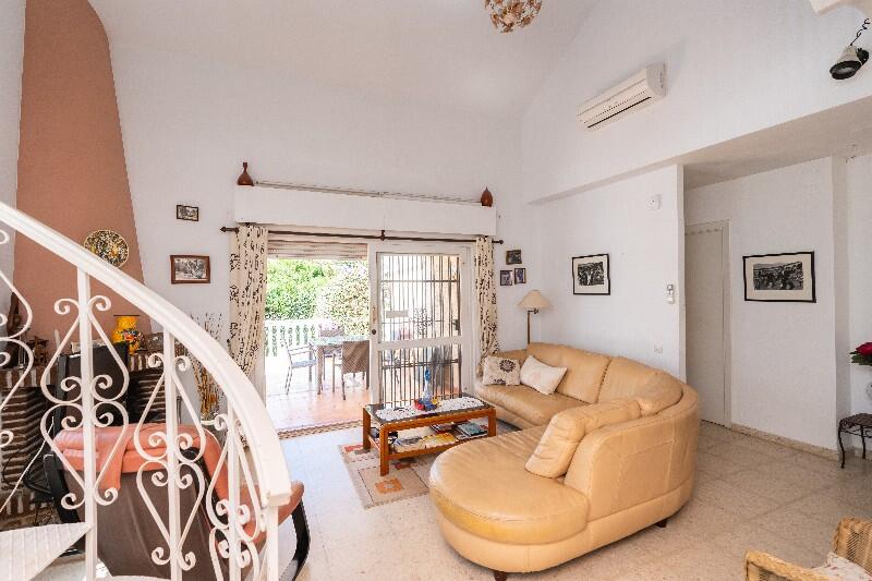 2 Cuarto Villa en venta